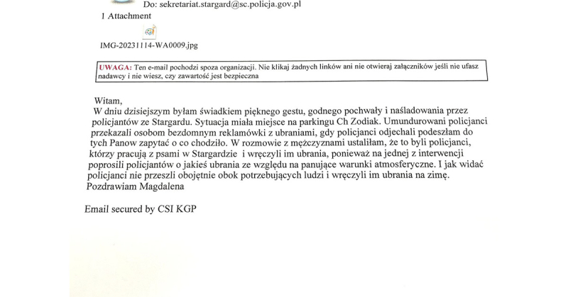 ,,Nie przeszli obojętnie obok potrzebujących ludzi?? - wyjątkowe podziękowania dla policjantów za życzliwość i okazaną pomoc