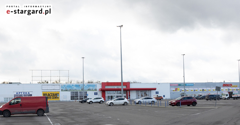 Budynek po Tesco zostanie przebudowany. Powstanie park handlowy