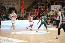 Świetny pościg, a później takie błędy. PGE Spójnia Stargard krok od spadku z Orlen Basket Ligi
