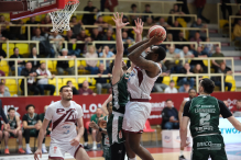 Świetny pościg, a później takie błędy. PGE Spójnia Stargard krok od spadku z Orlen Basket Ligi