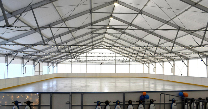 Lodowisko w Stargardzie bardziej dostępne? Radny wnioskuje o sprzęt dla osób na wózkach