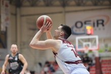 Świetny finisz na otwarcie play-offów